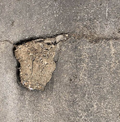 Ασφαλτοστρώσεις σε τμήματα 3 οδών σε Παπάγου και Χολαργό