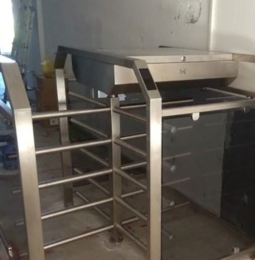 Τουρνικέ στα γήπεδα Παπάγου και Χολαργού 